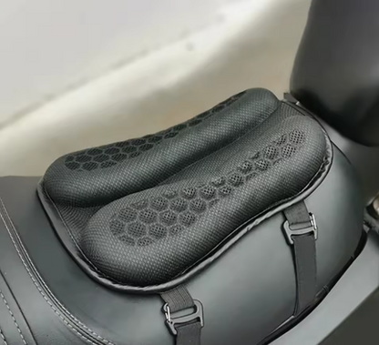 Premium Motosiklet Koltuk Minderi – 3D Hava Yastıklı, Darbe Emici Jel Ped